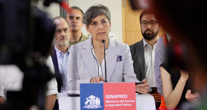 Carta de gremios exige investigar la contaminación por Burkholderia en los productos del laboratorio Sanderson y se levantan sospechas sobre eventuales presiones desde el mismo laboratorio para remover al director del ISP